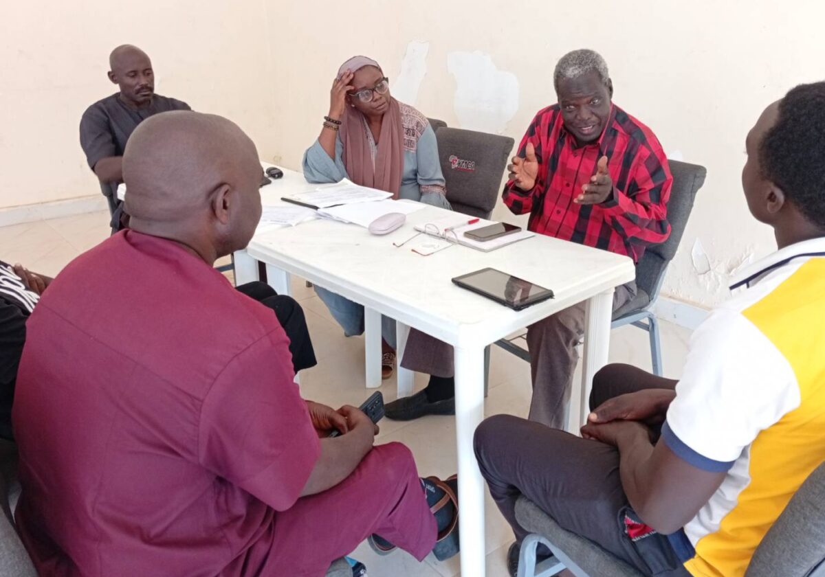 Monitoring visits strengthen local YMCA / Monitoring-Besuche stärken YMCA vor Ort