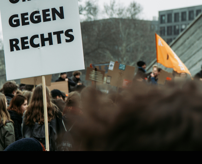 „Stark gegen Rechtsextremismus“