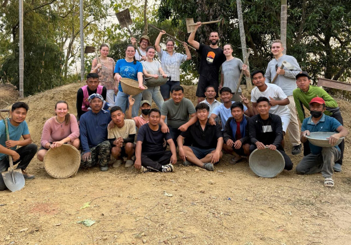 Unvergessliche Begegnungen beim Workcamp im indischen Dschungel